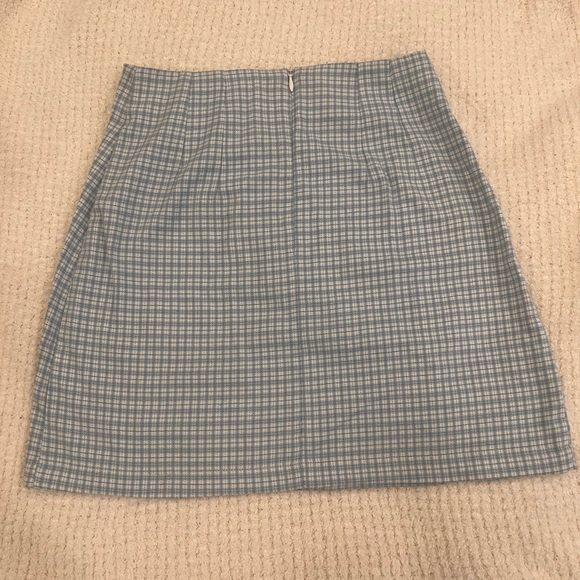 Brandy Melville Blue Plaid Skirt - Picture 2 of 3